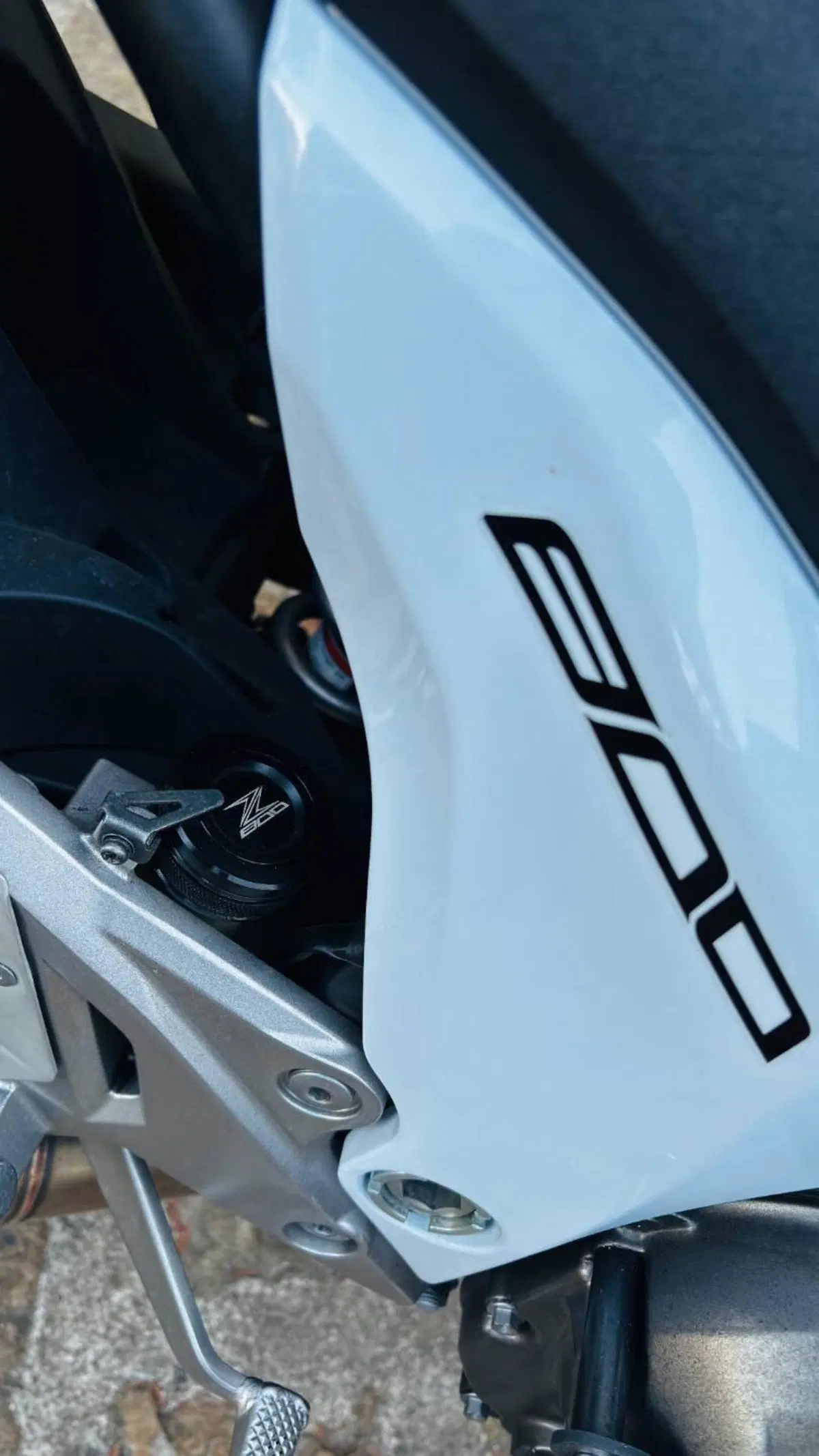 Kawasaki Z 800 e (2012 - 13) (8)