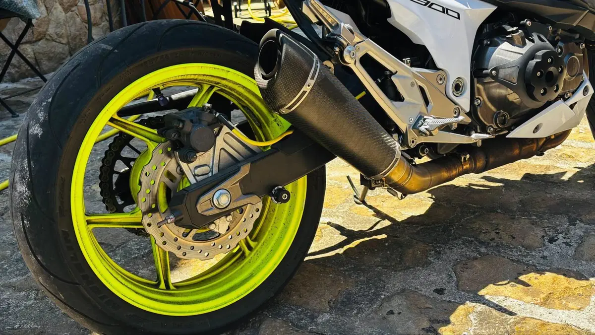 Kawasaki Z 800 e (2012 - 13) (13)
