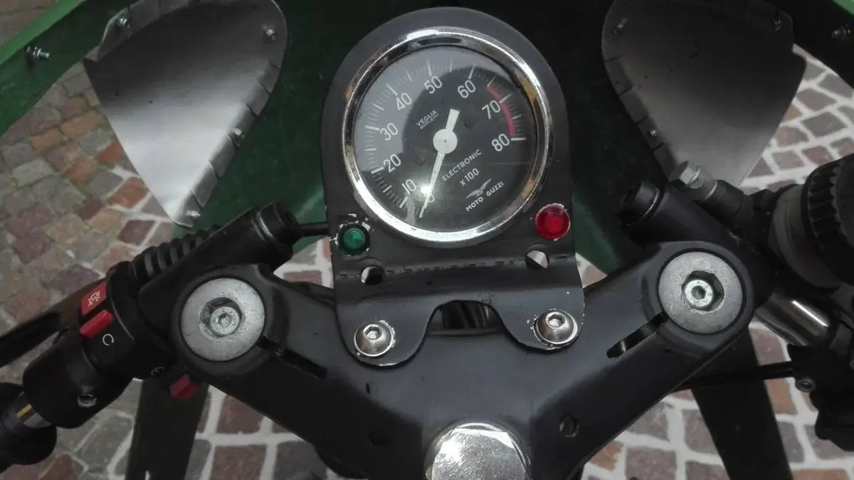 Moto Guzzi COMPETIZIONE (6)