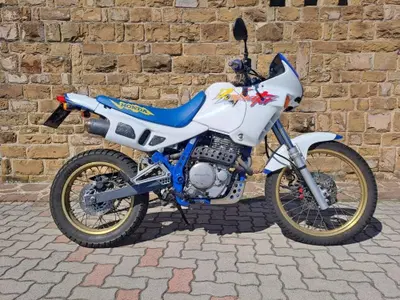 Honda DOMINATOR NX  d'epoca
