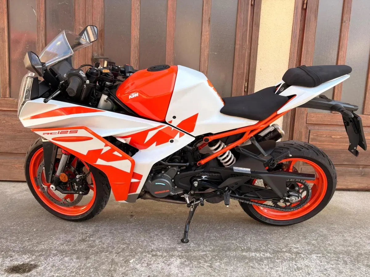 KTM RC 125 (2022 - 26)