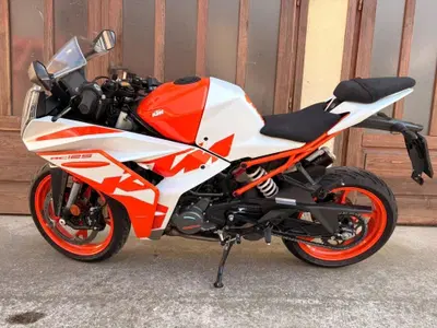 KTM RC 125 (2022 - 26) usata