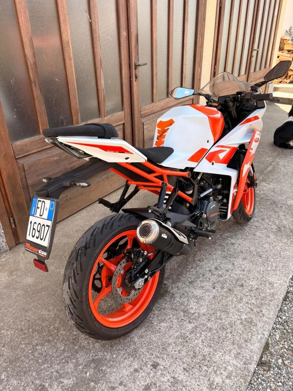 KTM RC 125 (2022 - 26) (4)