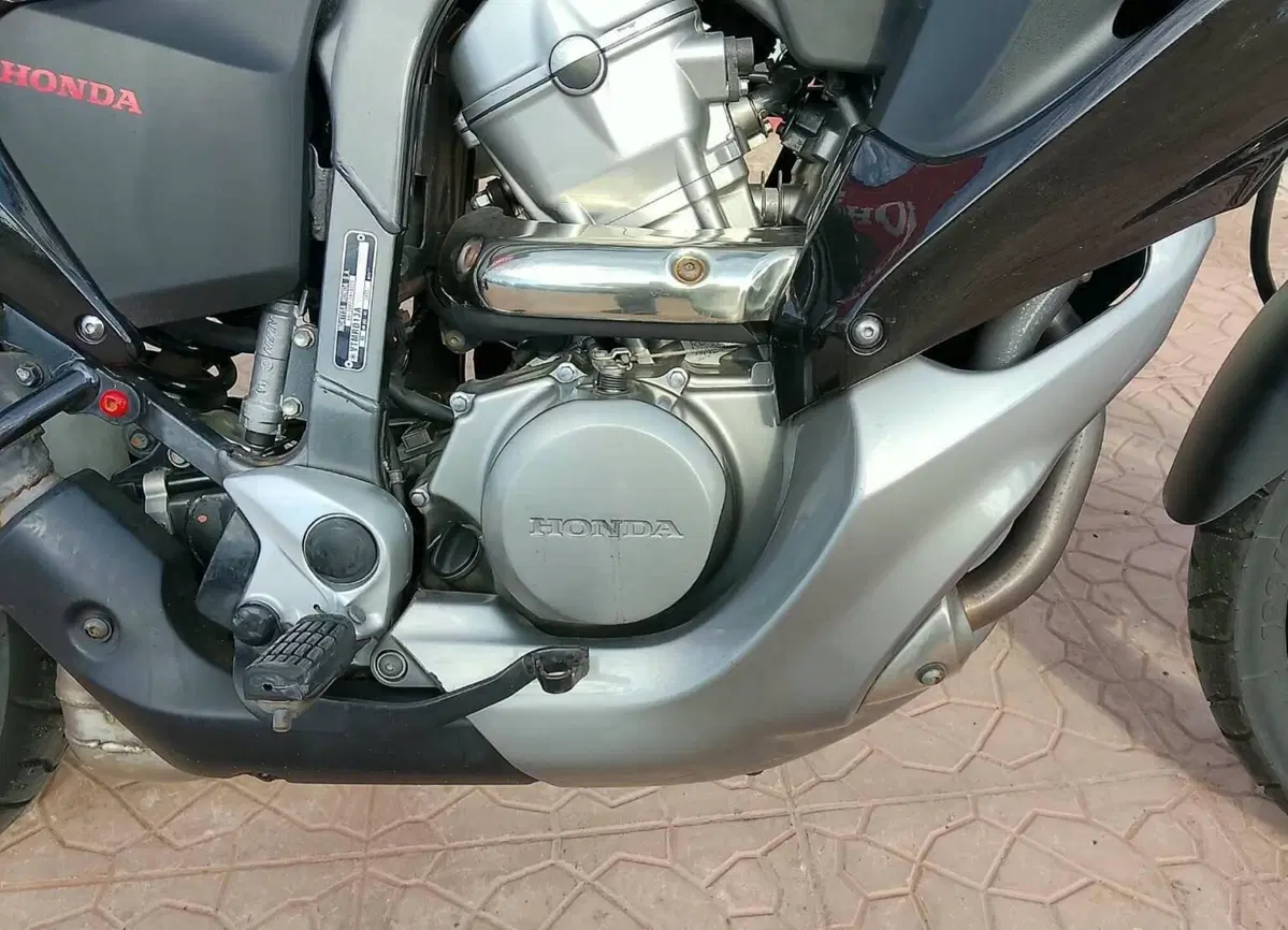 Honda Transalp XL 700 V (2007 - 13) (6)