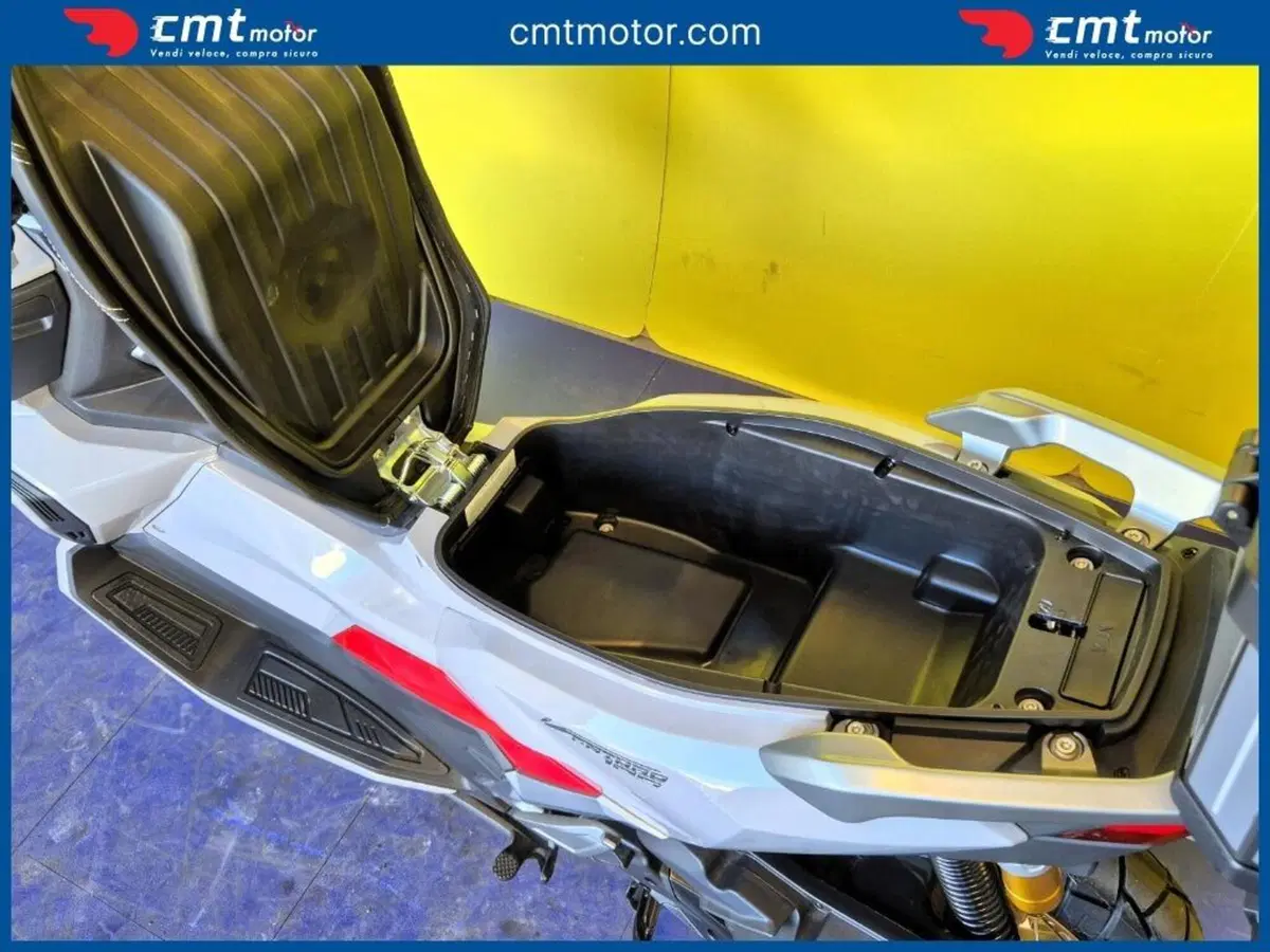 Swm Venturo 125 (2026) (14)