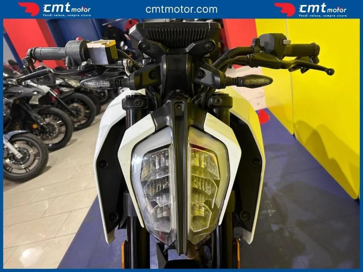 KTM 125 Duke (2024 - 25) (11)