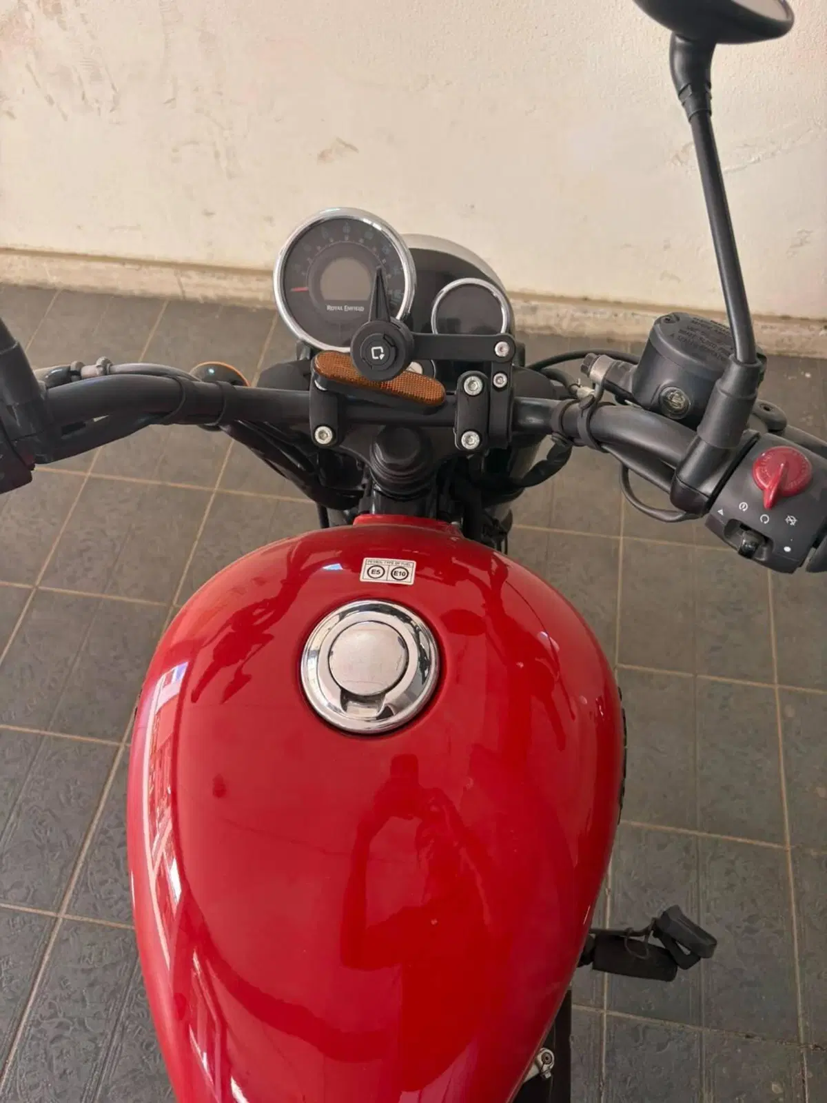 Royal Enfield Meteor 350 Aurora (2024 - 26) (3)