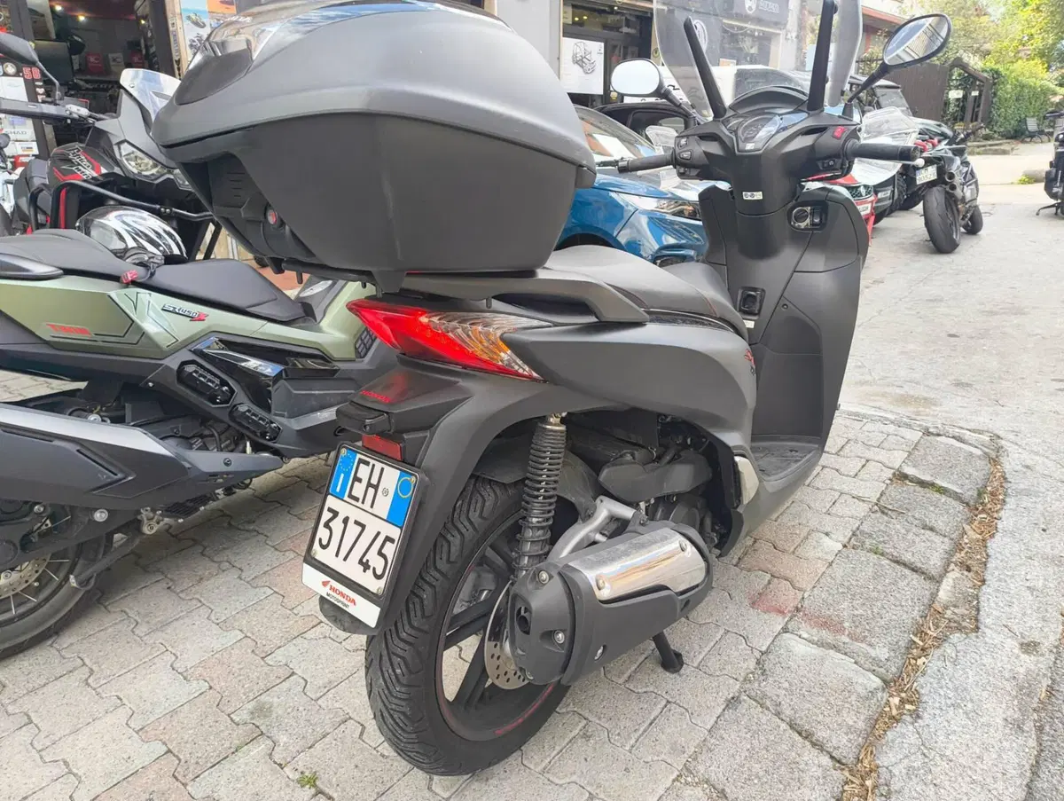 Honda SH 300 i ABS (2016 - 20) (5)