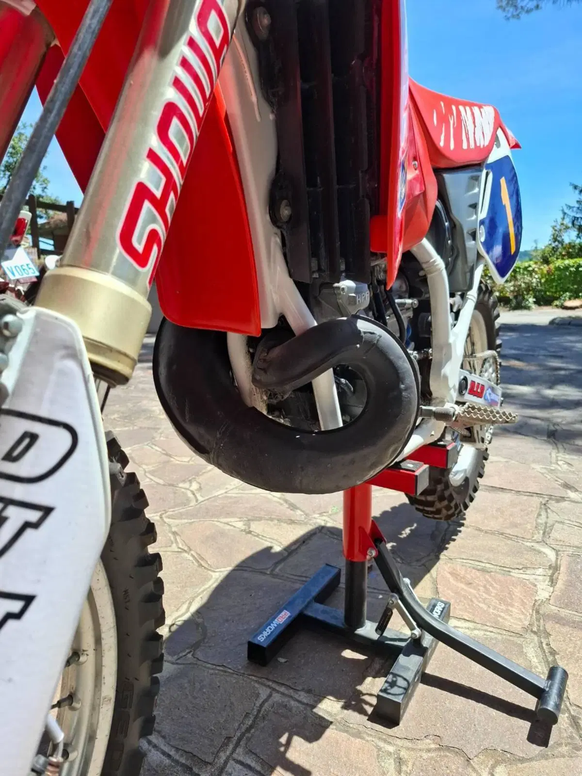 Honda CR 250 r  (9)