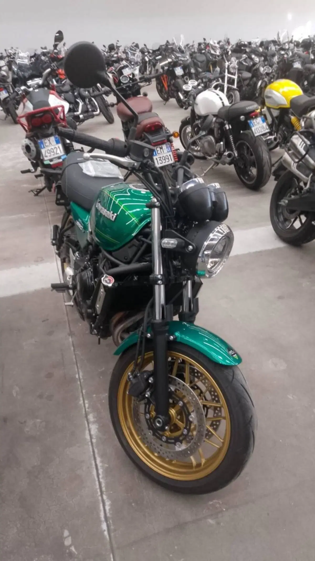 Kawasaki Z 650 RS (2022 - 24) (2)