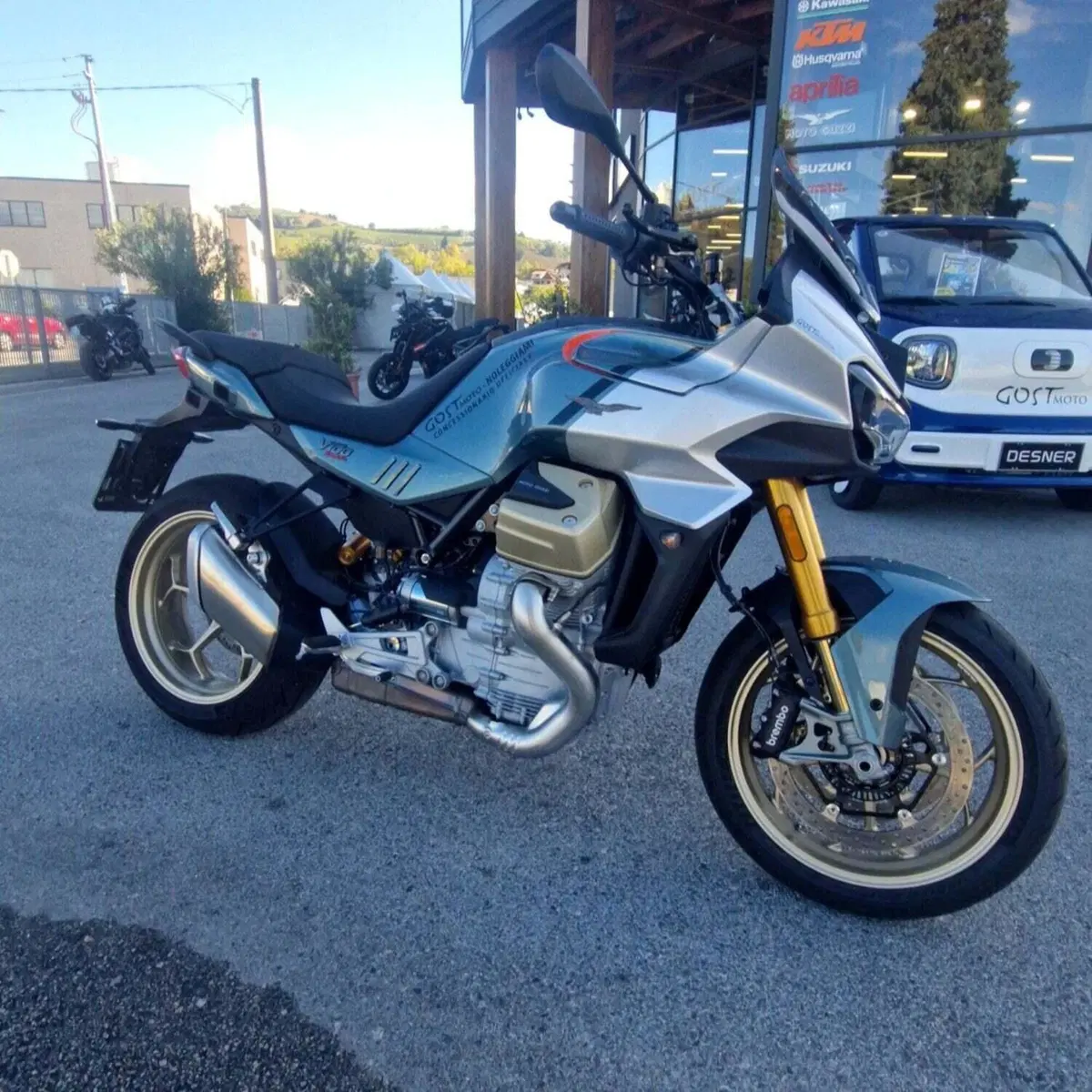 Moto Guzzi V100 Mandello S (2025 - 26) (3)