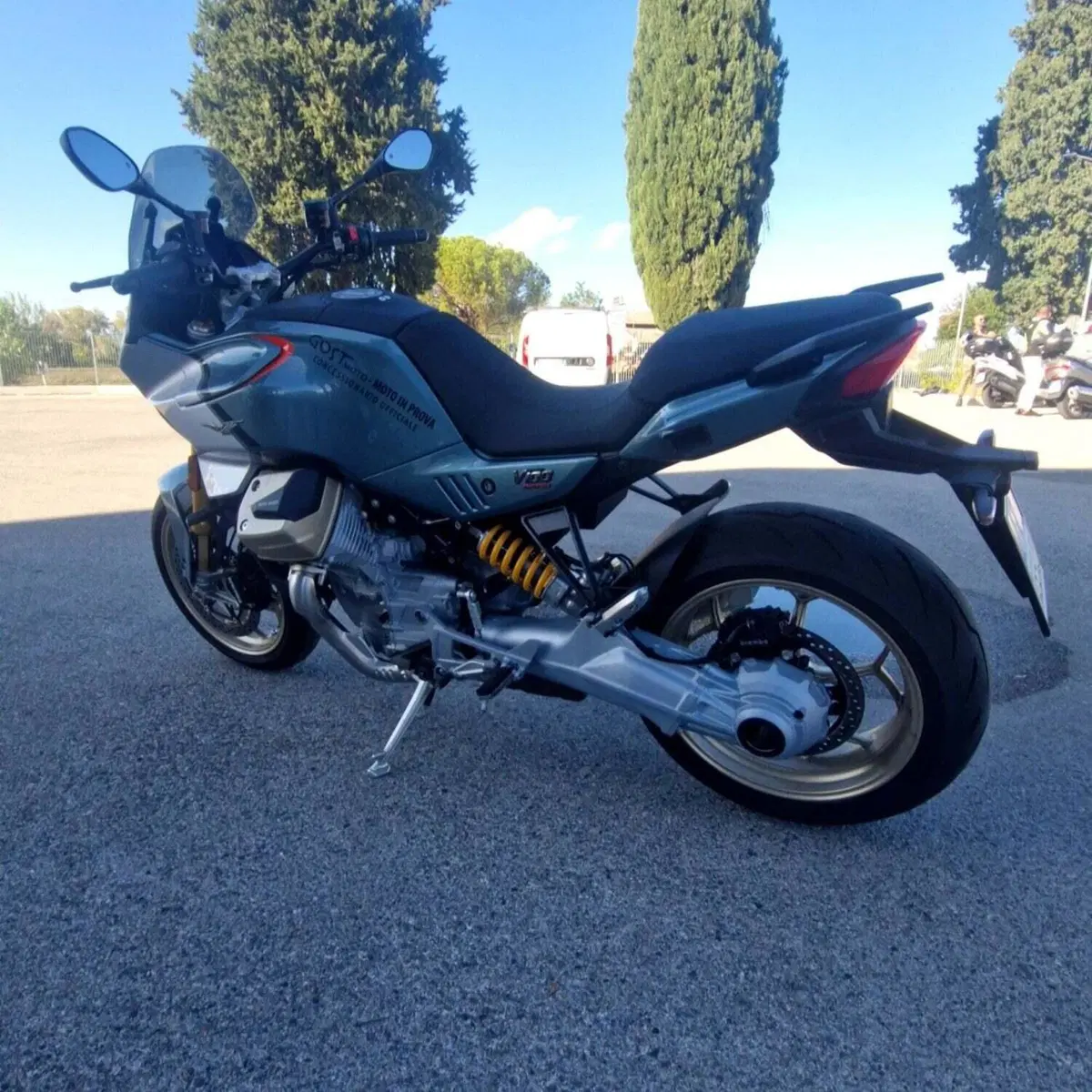 Moto Guzzi V100 Mandello S (2025 - 26) (5)