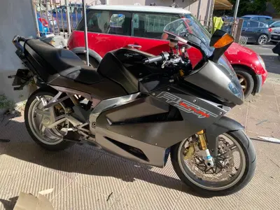 Aprilia RST 1000 Futura (2001 - 04) usata