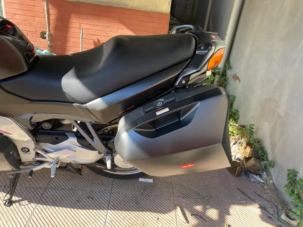 Aprilia RST 1000 Futura (2001 - 04) (3)
