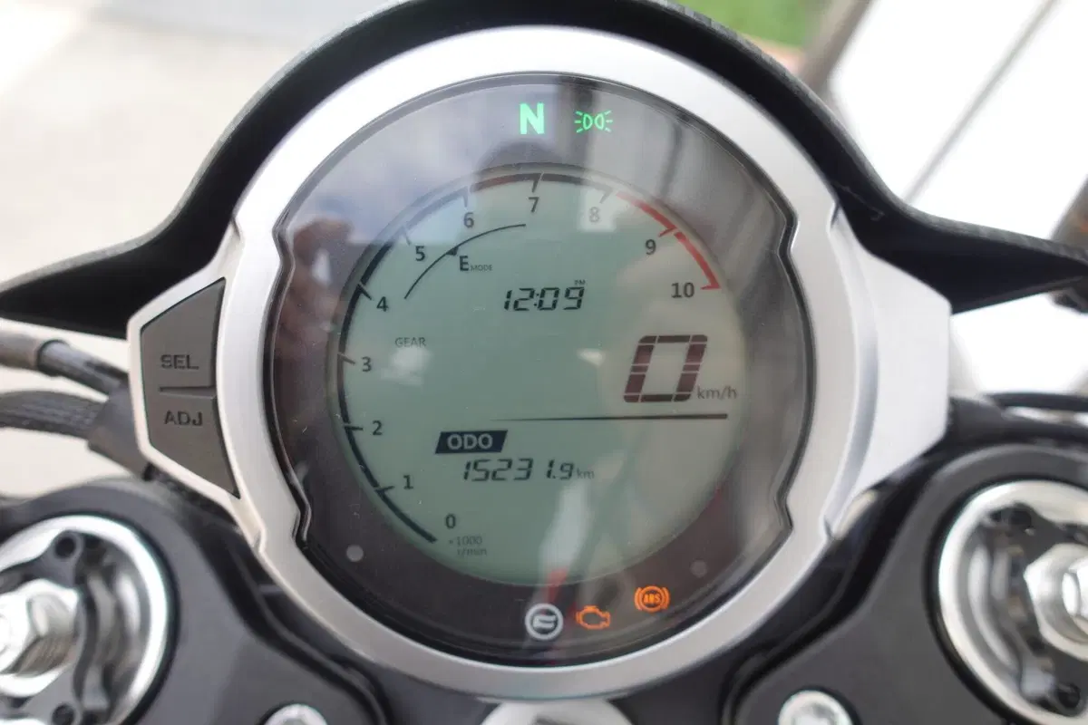 CFMOTO 700CL-X Sport (2022 - 26) (4)