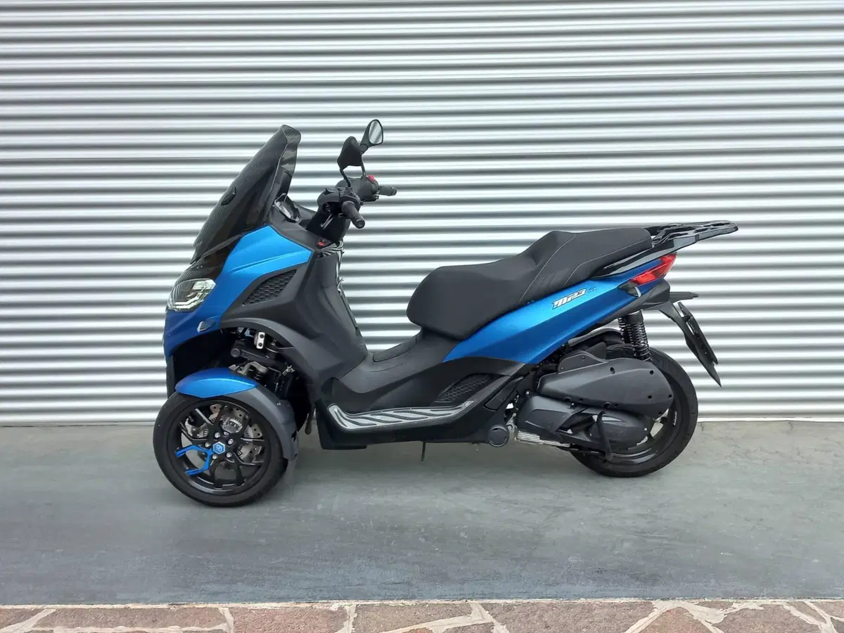 Piaggio MP3 310 Sport (2025 - 26) (5)