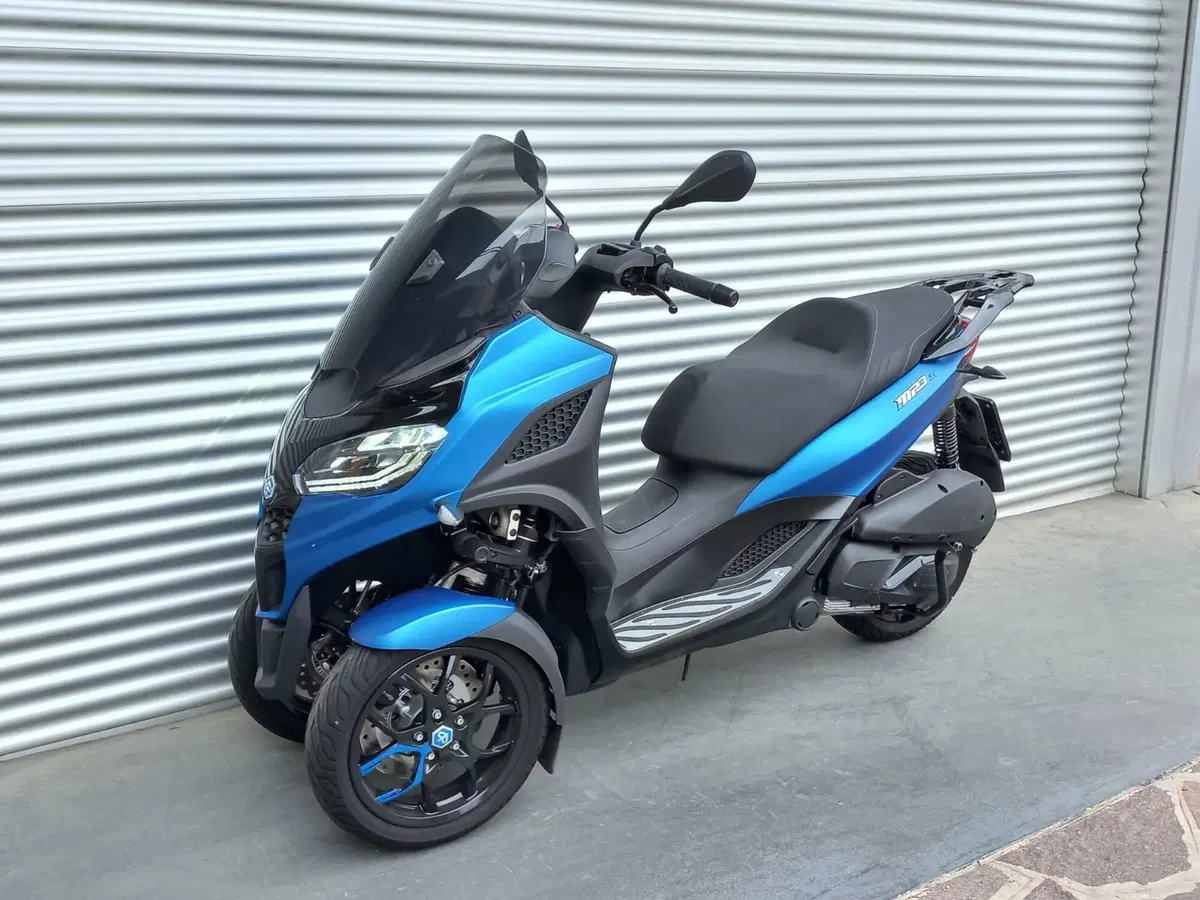 Piaggio MP3 310 Sport (2025 - 26) (4)