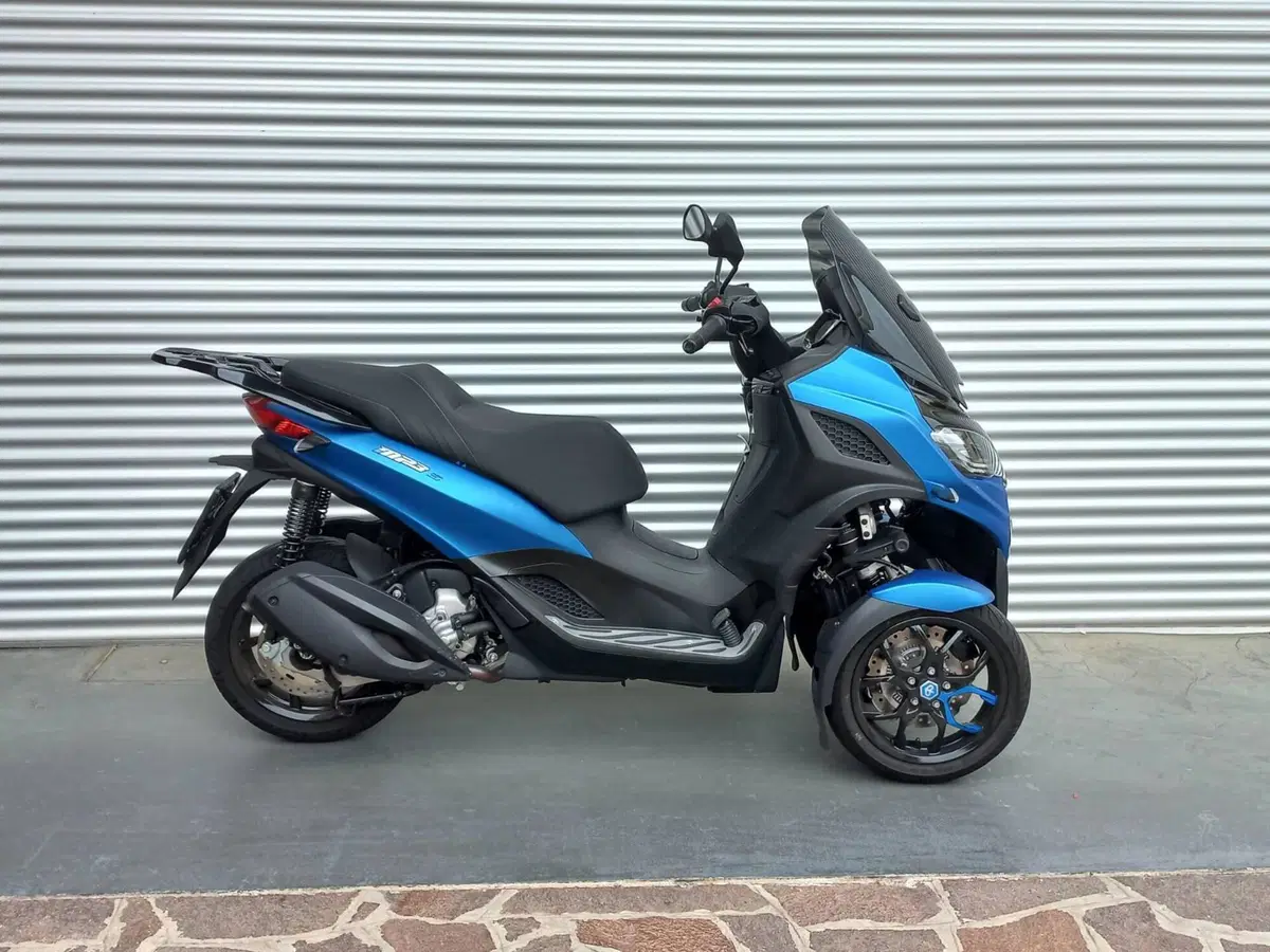 Piaggio MP3 310 Sport (2025 - 26) (2)
