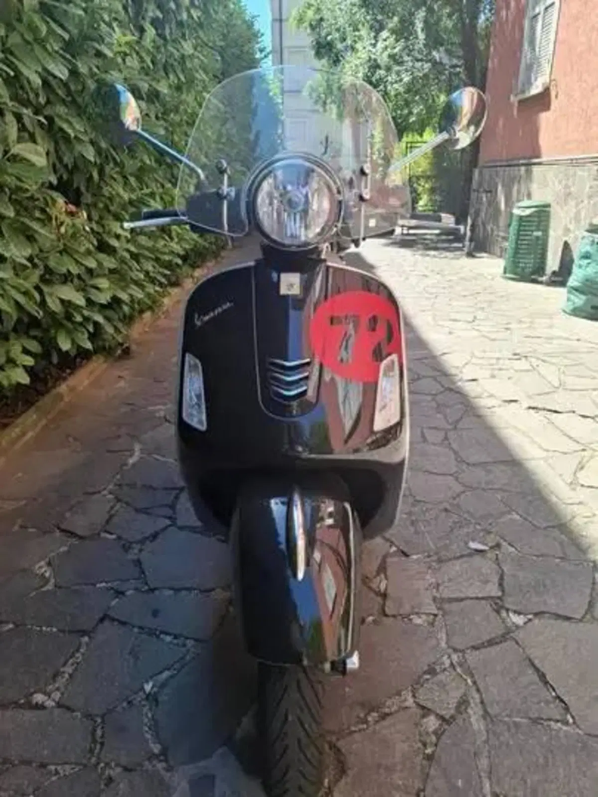 Vespa GTS 300 (2017 - 18) (3)