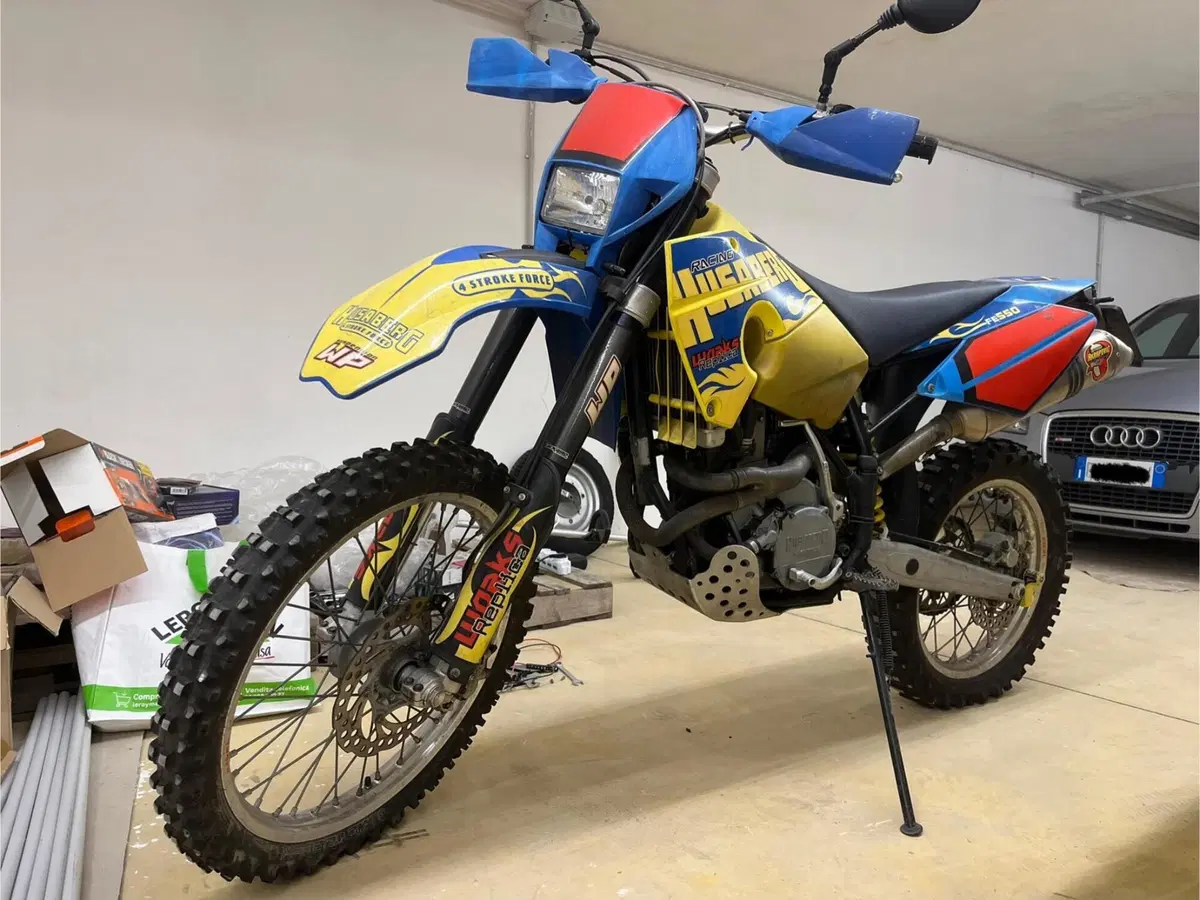 Husaberg FE 550 E (3)