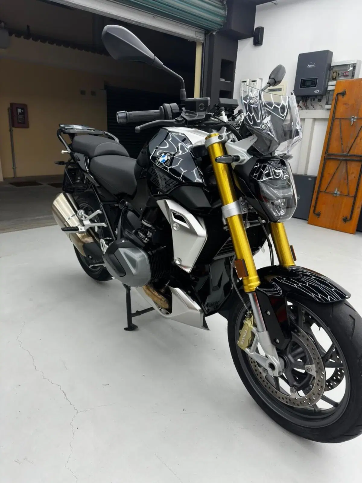 Bmw R 1250 R (2021 - 25)