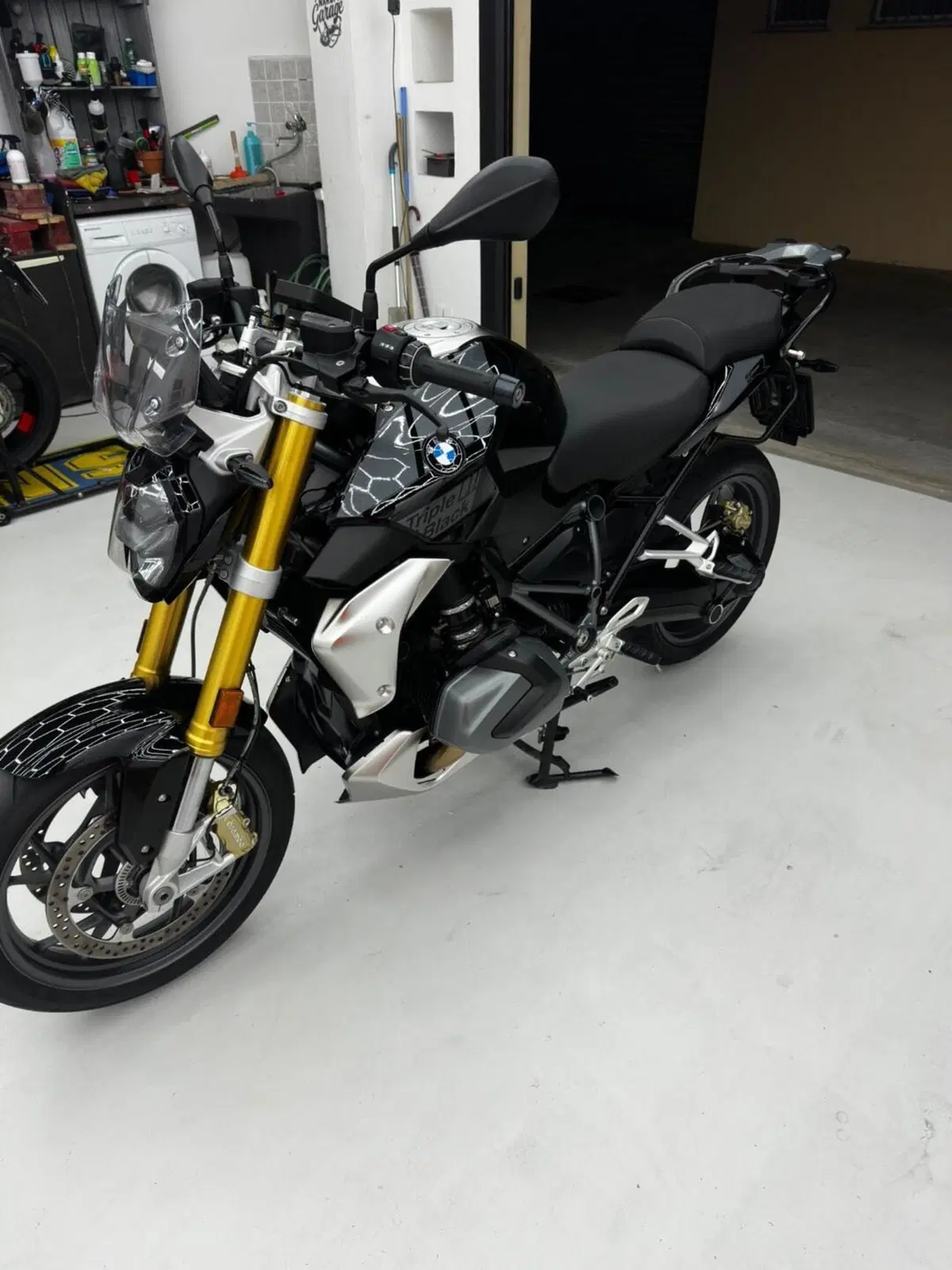 Bmw R 1250 R (2021 - 25) (2)