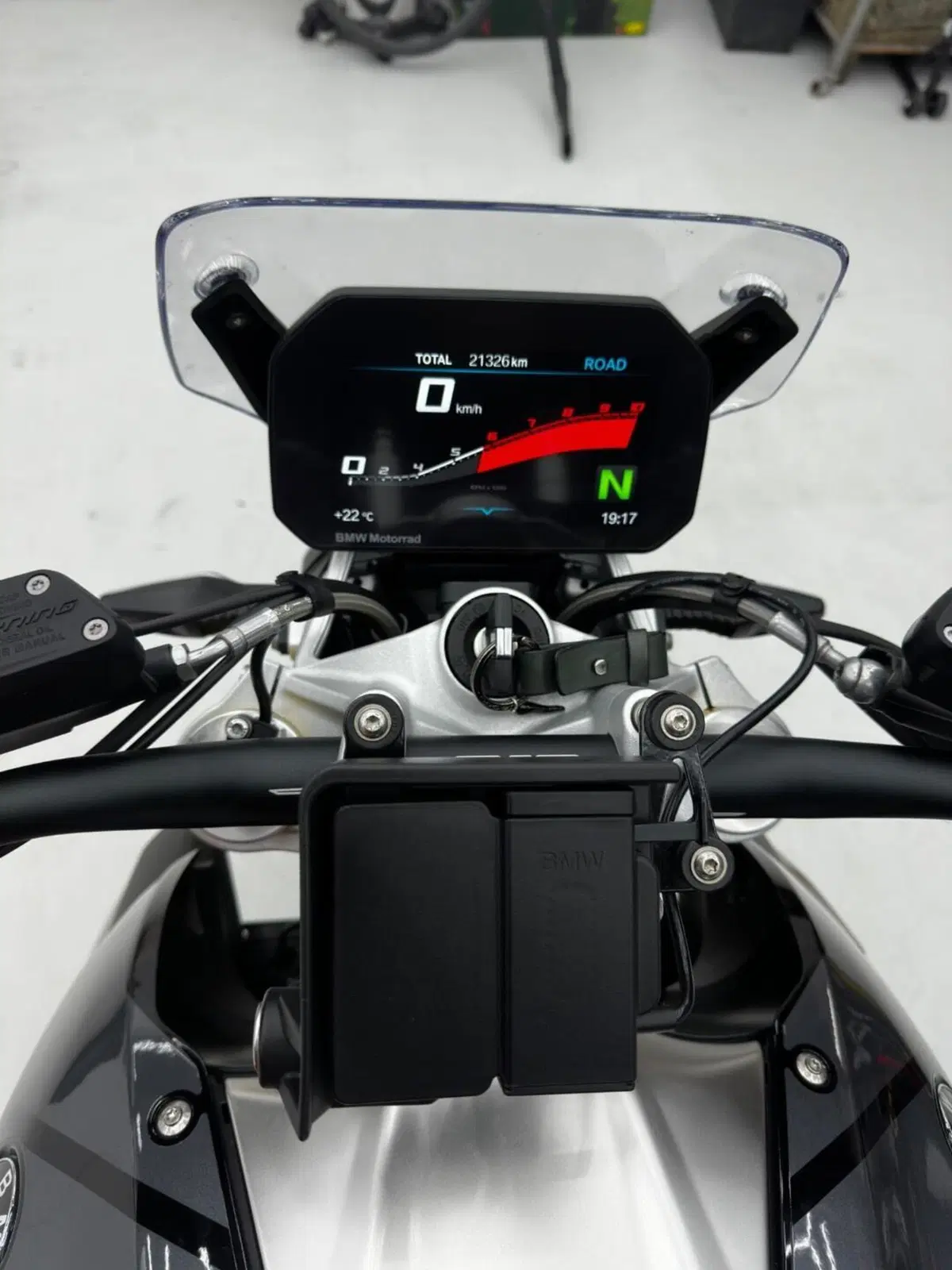 Bmw R 1250 R (2021 - 25) (3)