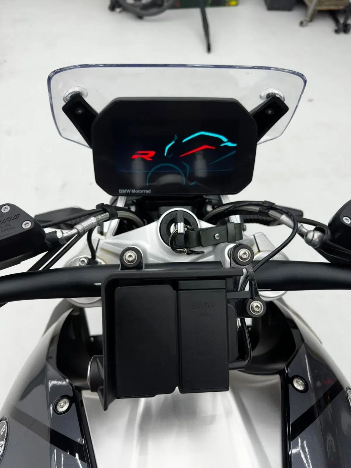 Bmw R 1250 R (2021 - 25) (4)
