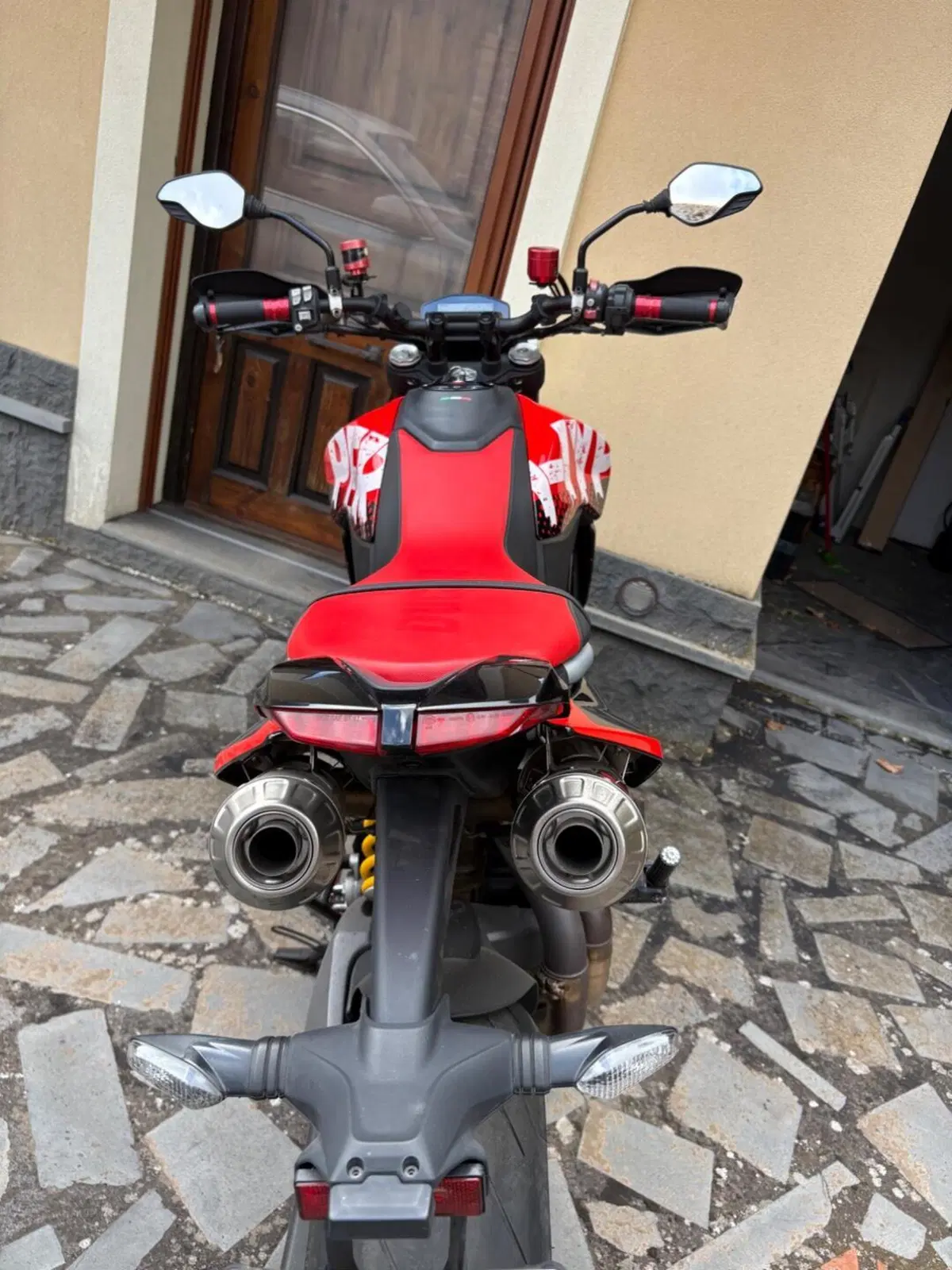 Ducati Hypermotard 950 RVE (2022 - 25) (6)