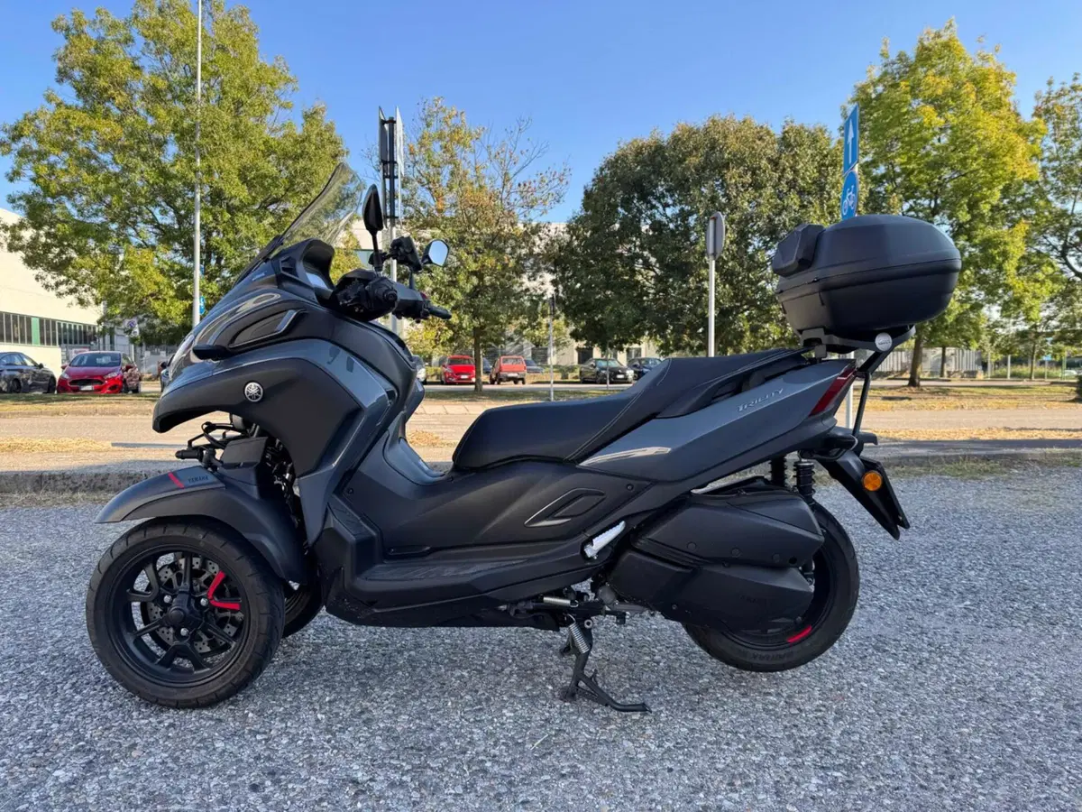 Yamaha Tricity 300 (2021 - 24)
