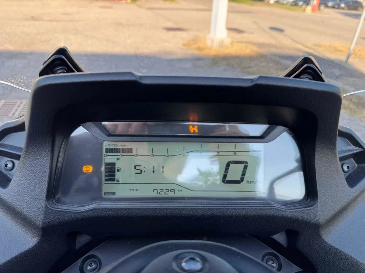 Yamaha Tricity 300 (2021 - 24) (7)