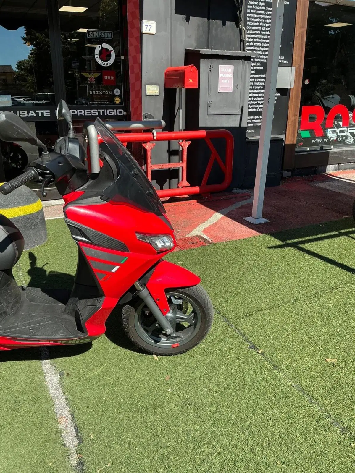 Aprilia SXR 50 (2021 - 26) (3)
