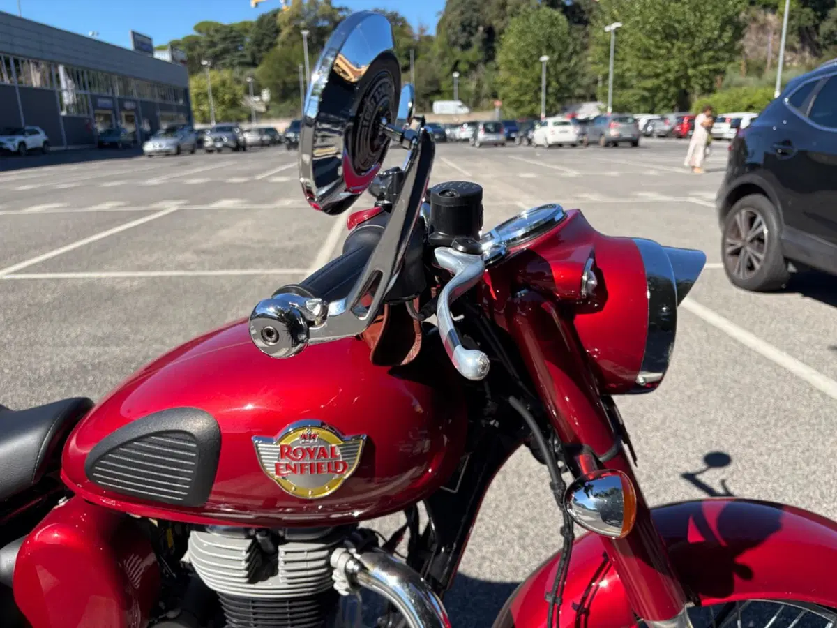 Royal Enfield Classic 350 (2021 - 26) (6)