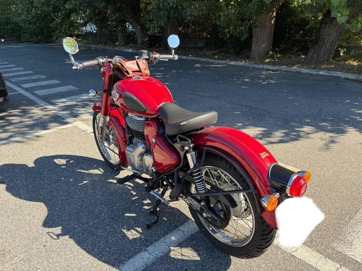 Royal Enfield Classic 350 (2021 - 26) (7)