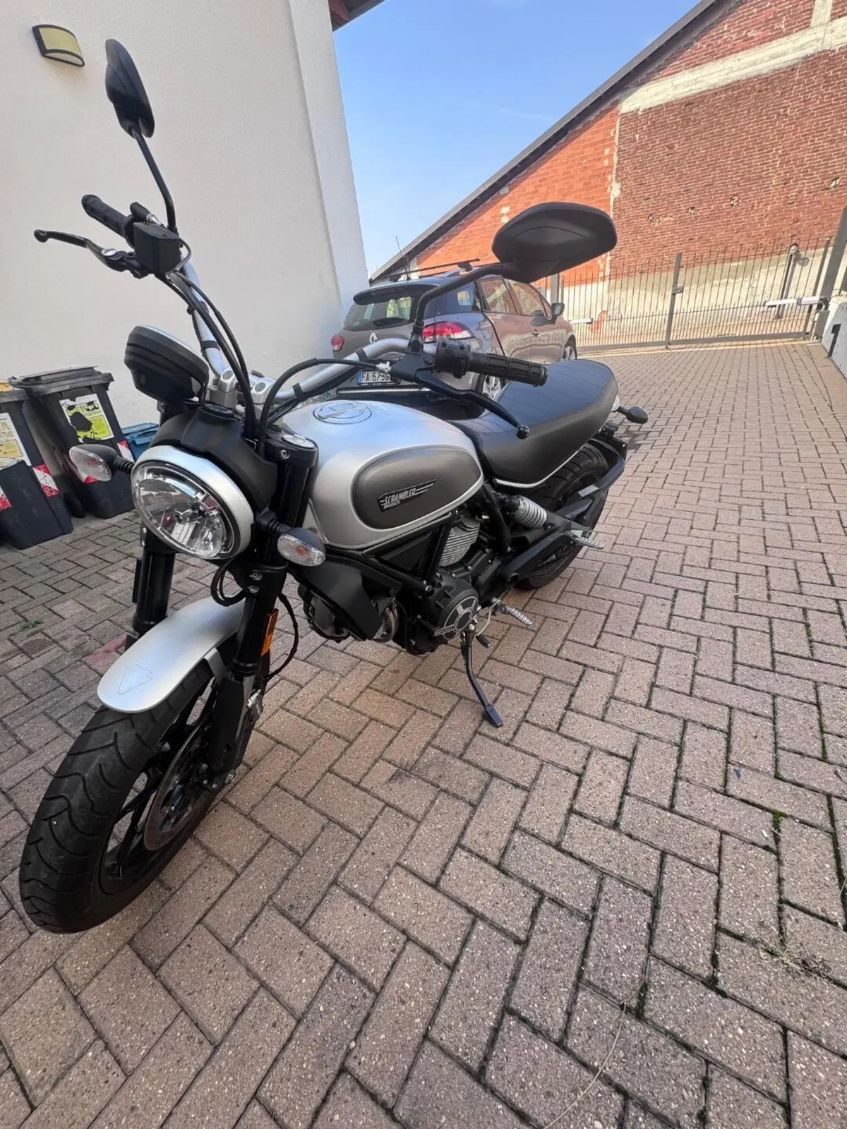 Ducati Scrambler 800 Icon (2017 - 20) (4)