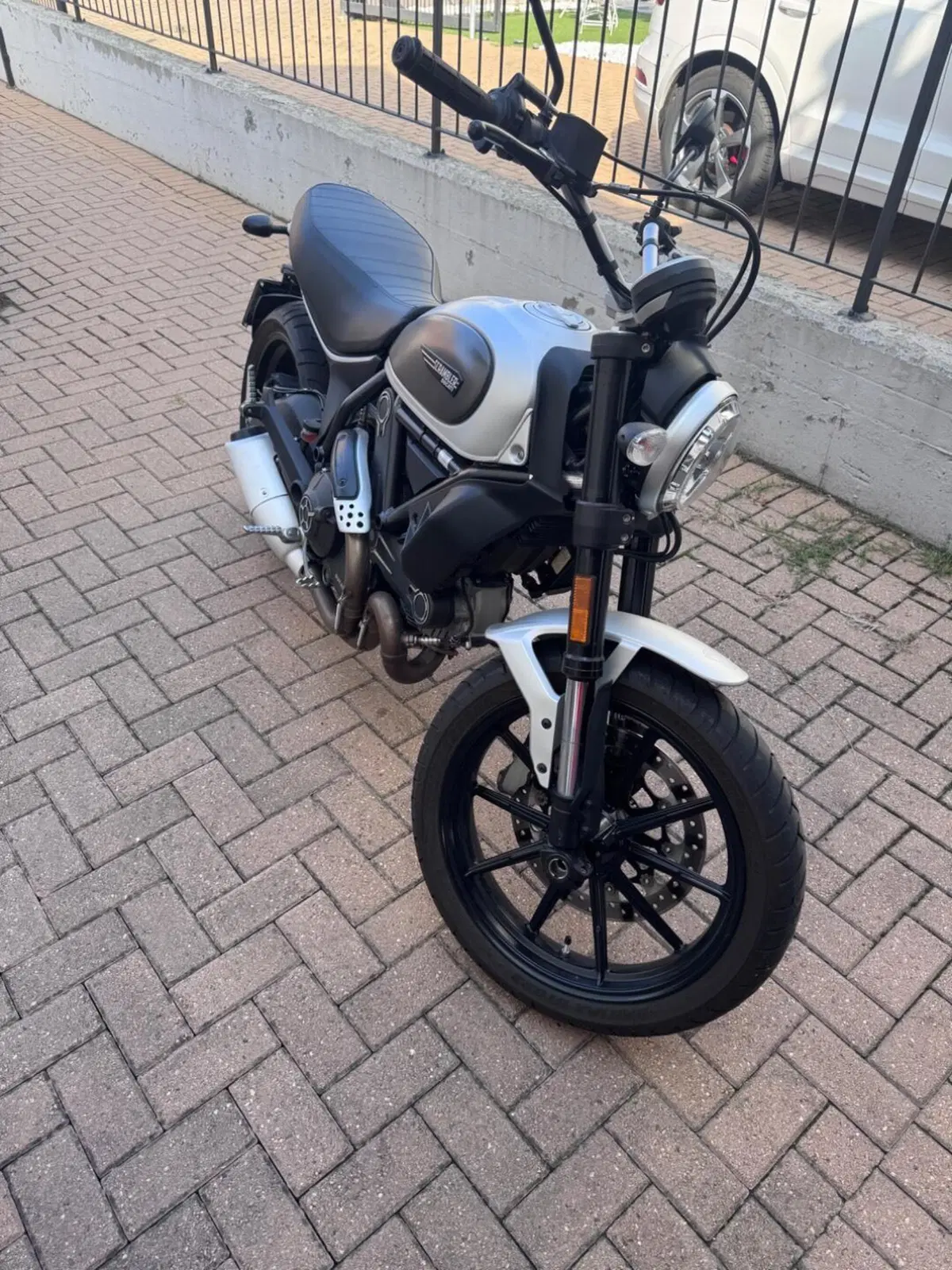 Ducati Scrambler 800 Icon (2017 - 20) (5)