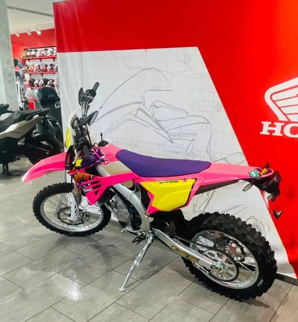 Tm Moto EN 125 Fi 2T (2023) (5)