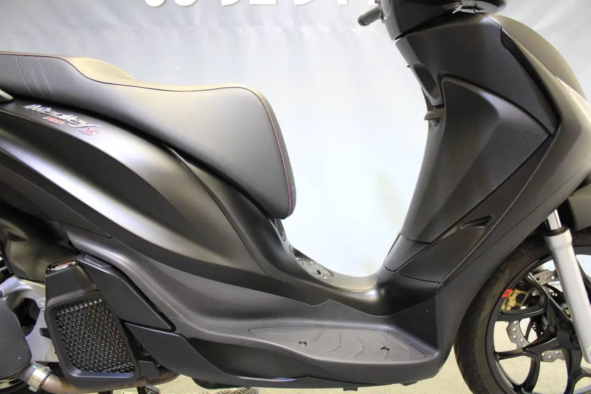 Piaggio Medley 150 S ABS (2021 - 25) (9)