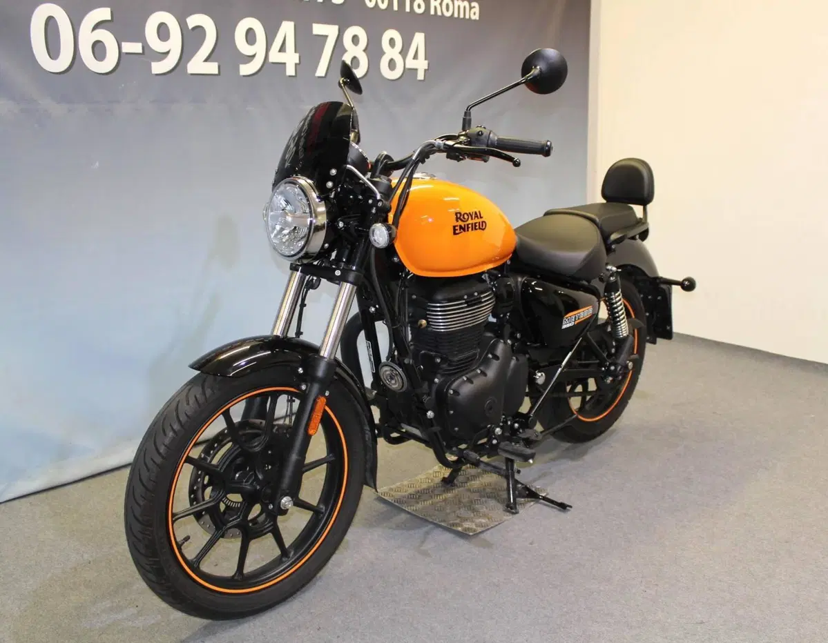 Royal Enfield Meteor 350 (2021 - 26) (12)