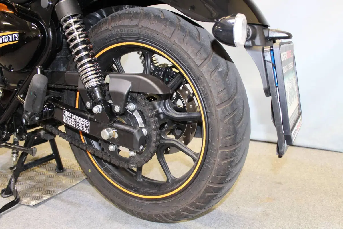 Royal Enfield Meteor 350 (2021 - 26) (15)