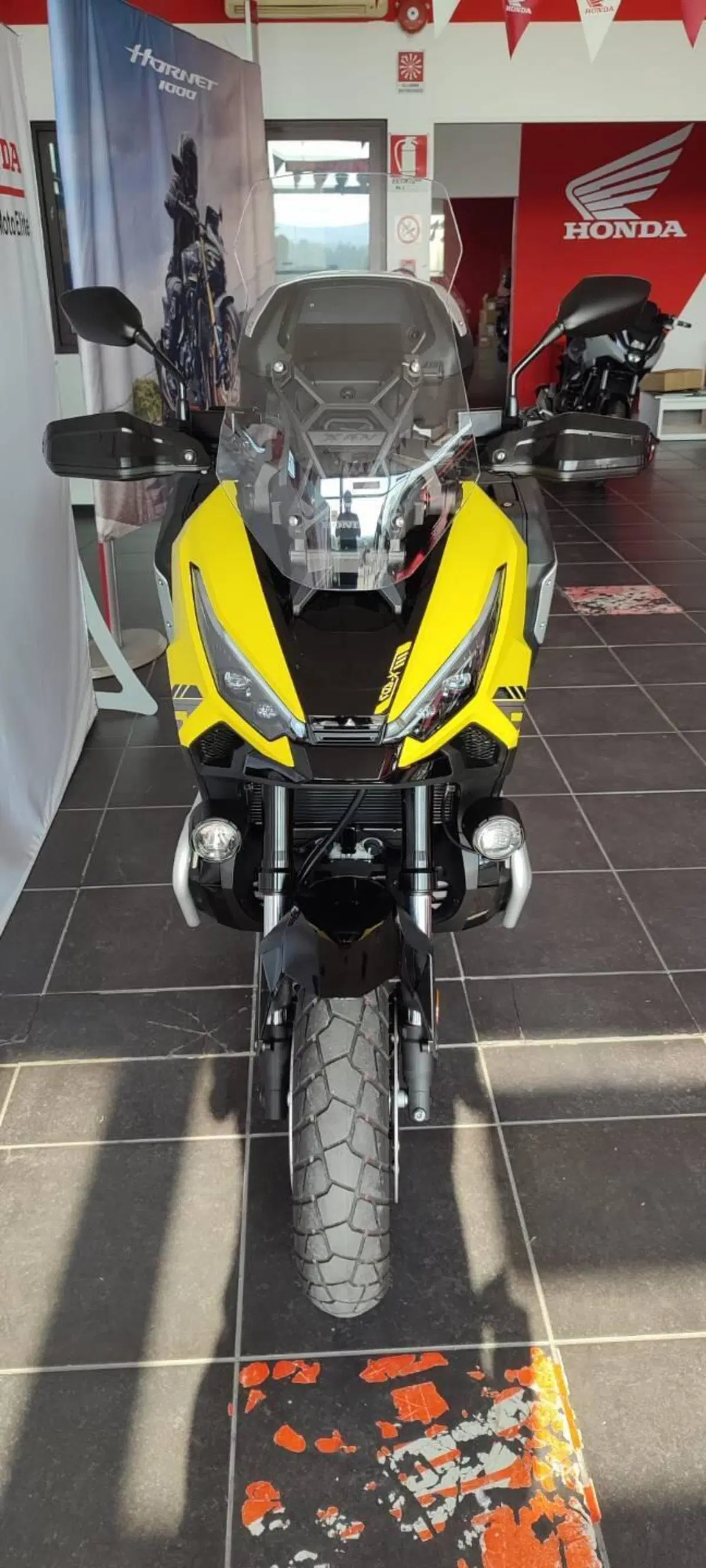 Honda X-ADV 750 Travel (2025 - 26) (3)