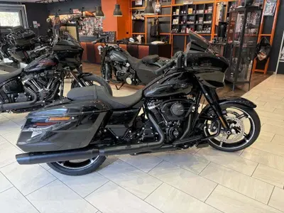 Harley-Davidson Street Glide (2024 - 26) nuova