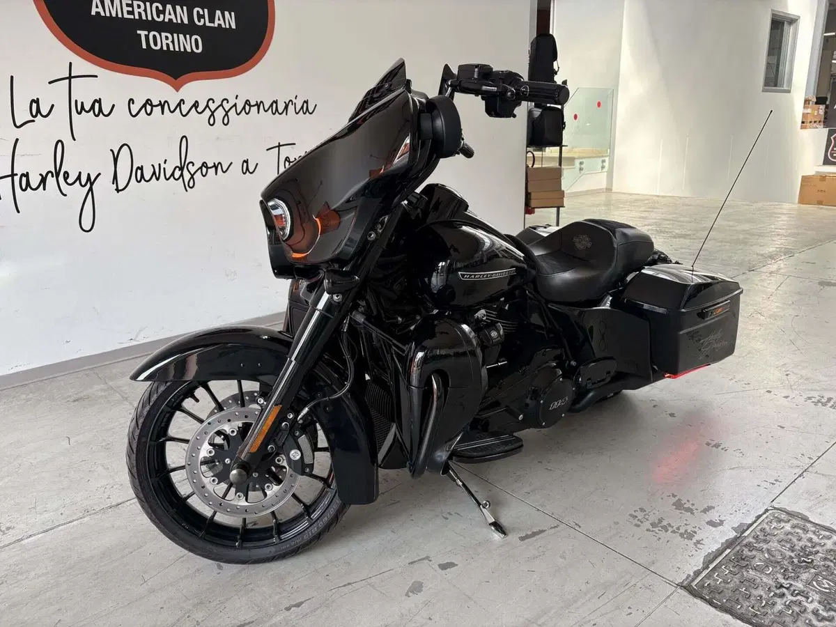 Harley-Davidson 114 Street Glide Special (2019 - 20) - FLHXS (5)