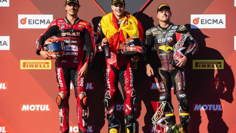 SBK a Cremona, Iker Lecuona vince Gara1 e rimanda la festa di Nicolò Bulega, secondo [GALLERY]