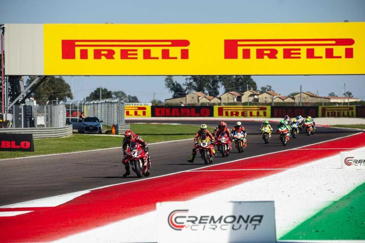SBK a Cremona, Iker Lecuona vince Gara1 e rimanda la festa di Nicolò Bulega, secondo [GALLERY] (8)