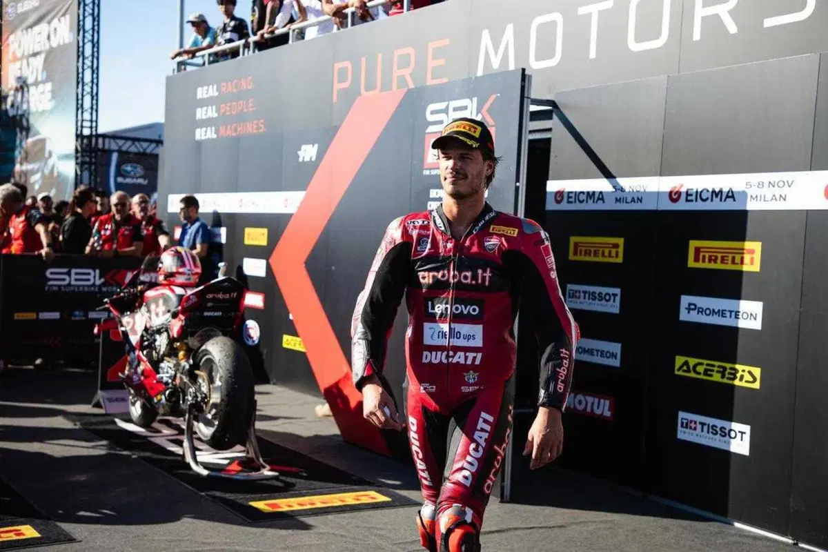 SBK a Cremona, Iker Lecuona vince Gara1 e rimanda la festa di Nicolò Bulega, secondo [GALLERY]