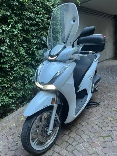 Honda SH 350 (2021 - 24) usata