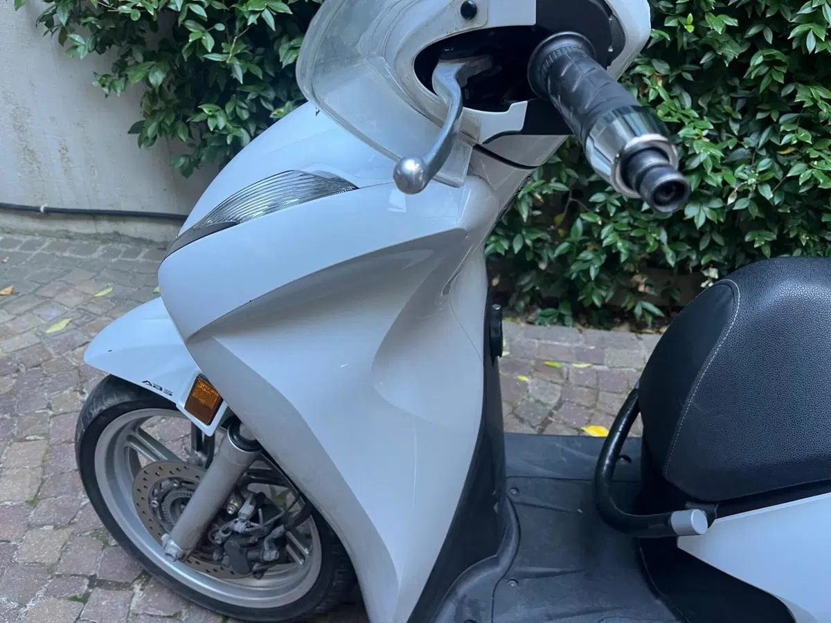 Honda SH 350 (2021 - 24) (10)