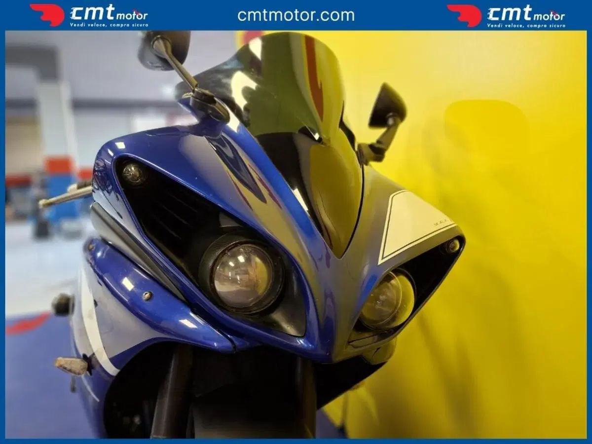 Yamaha YZF R1 (2009 - 11) (7)
