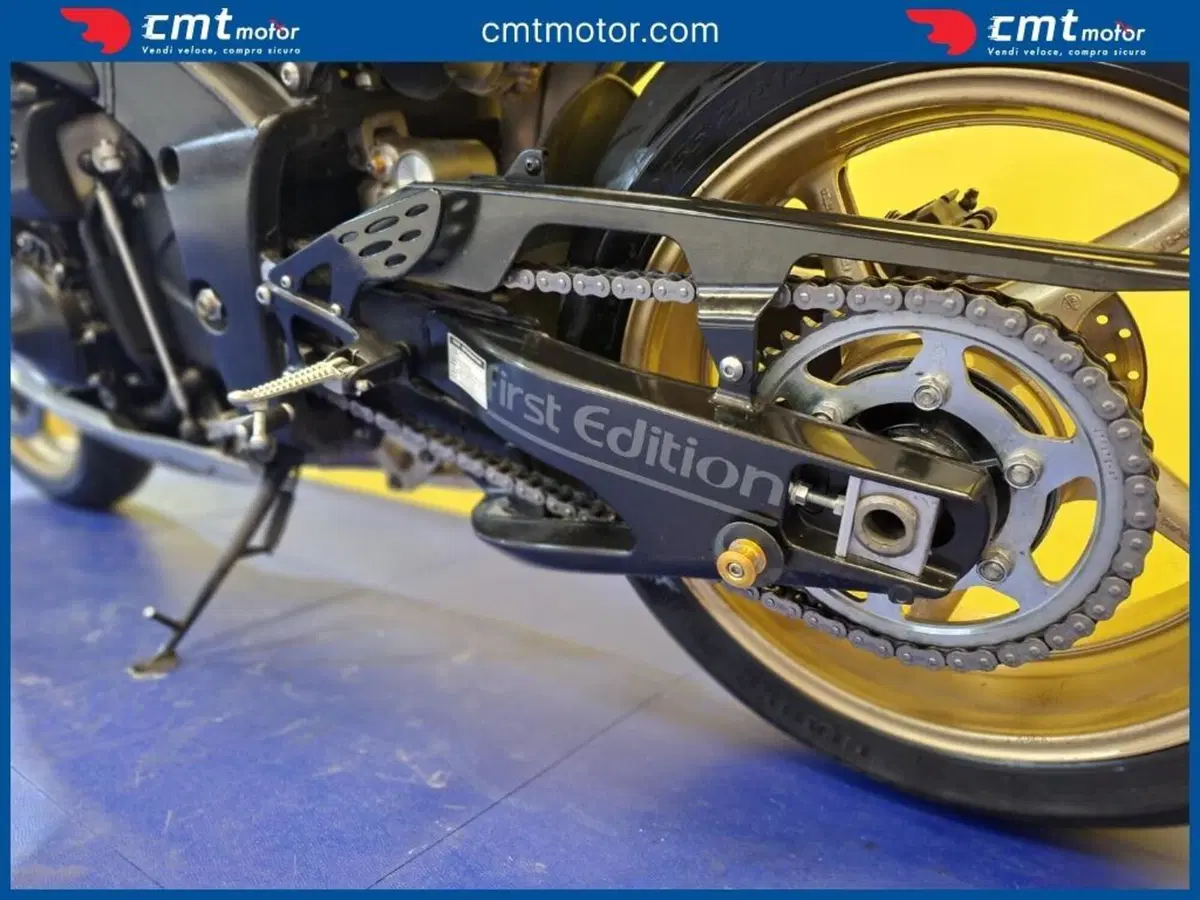 Yamaha YZF R1 (2009 - 11) (10)